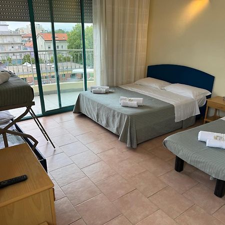 Bellariva Feeling Hotel Римини Экстерьер фото