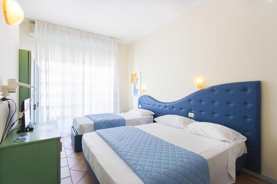 Bellariva Feeling Hotel Римини Экстерьер фото
