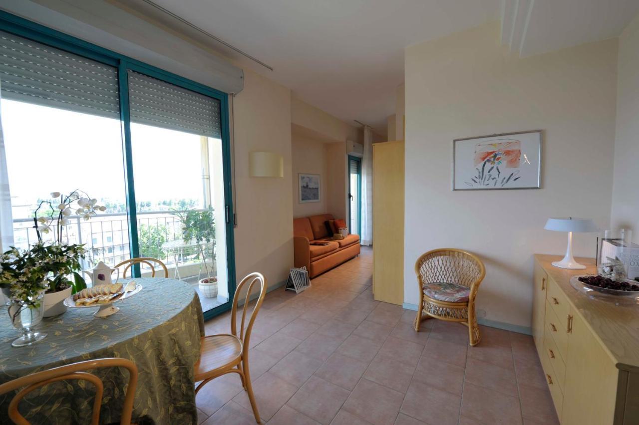 Bellariva Feeling Hotel Римини Экстерьер фото