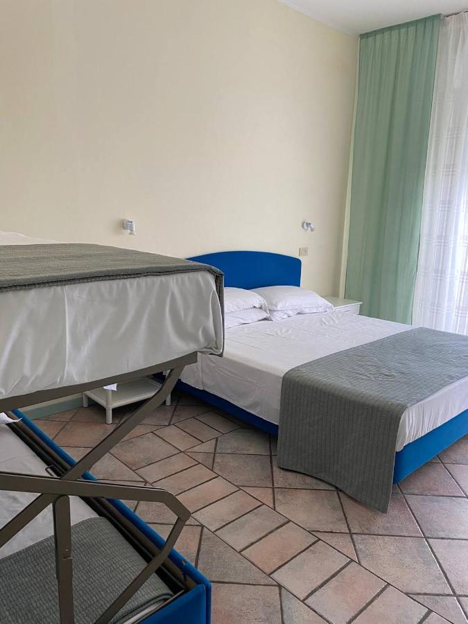 Bellariva Feeling Hotel Римини Экстерьер фото
