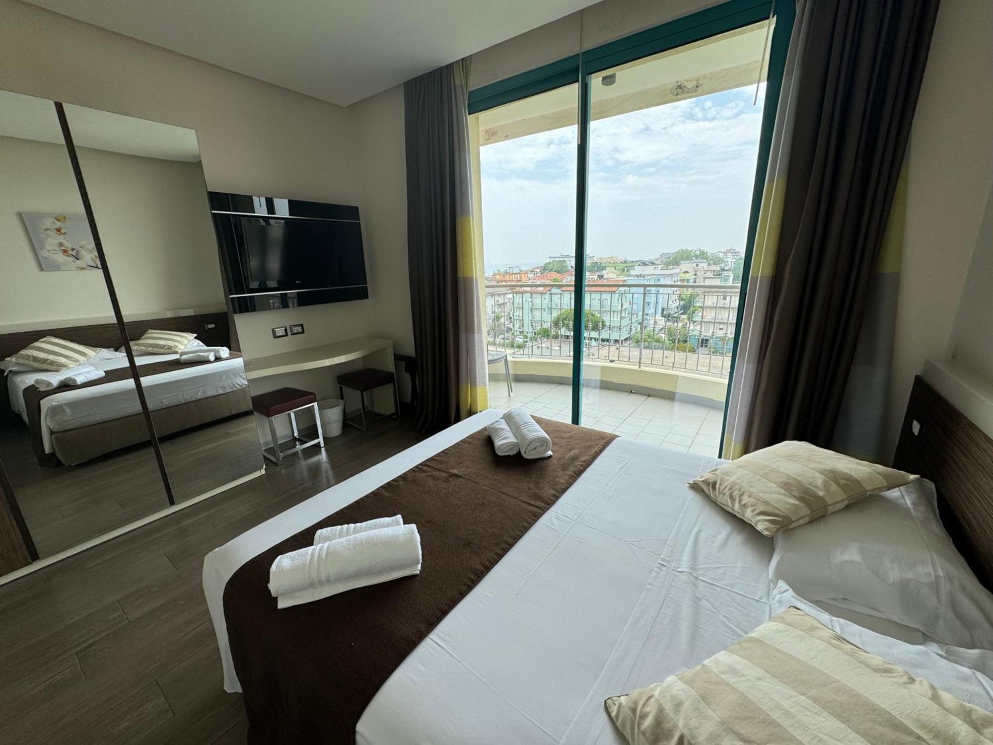 Bellariva Feeling Hotel Римини Экстерьер фото