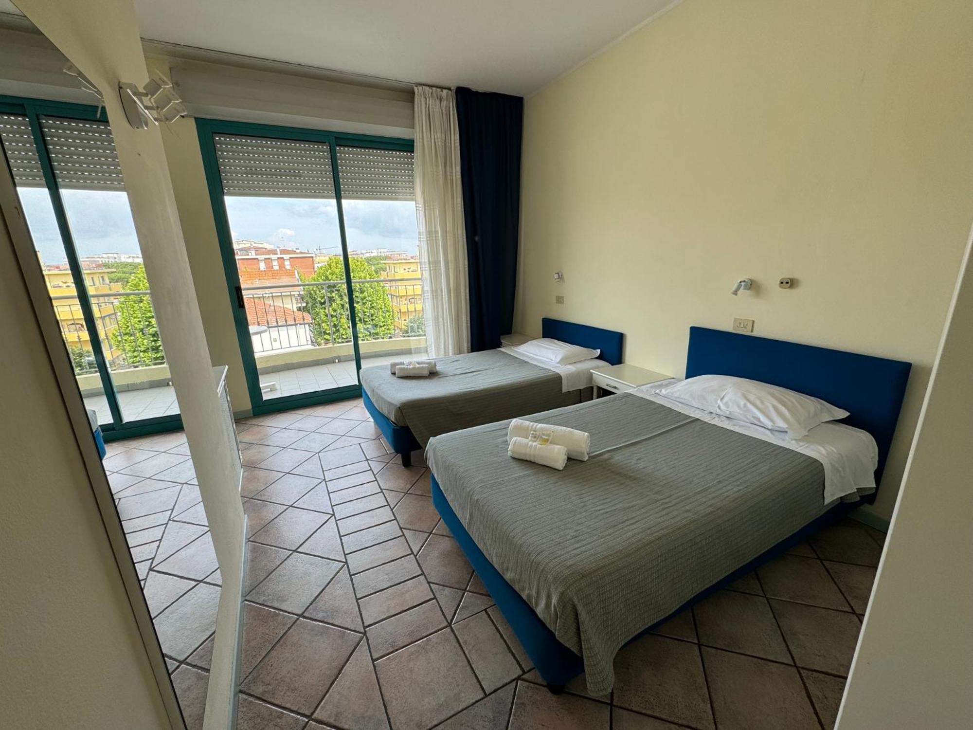 Bellariva Feeling Hotel Римини Экстерьер фото
