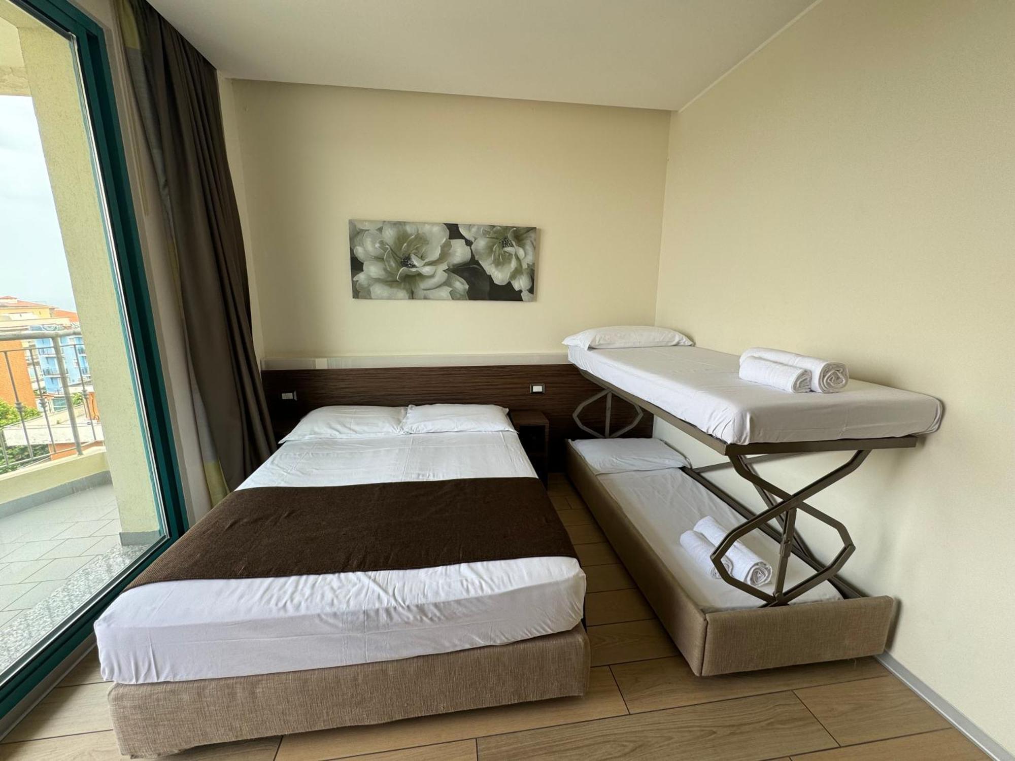 Bellariva Feeling Hotel Римини Экстерьер фото