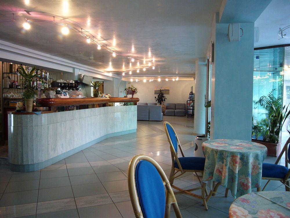Bellariva Feeling Hotel Римини Экстерьер фото