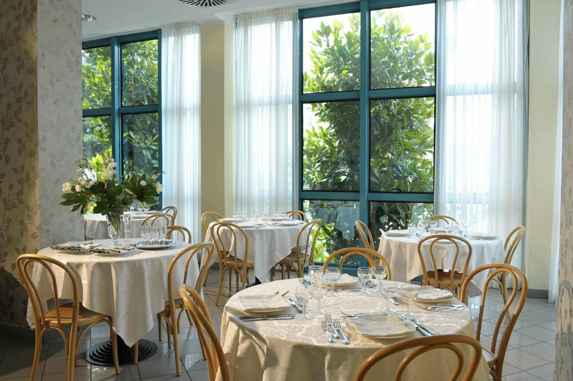 Bellariva Feeling Hotel Римини Экстерьер фото